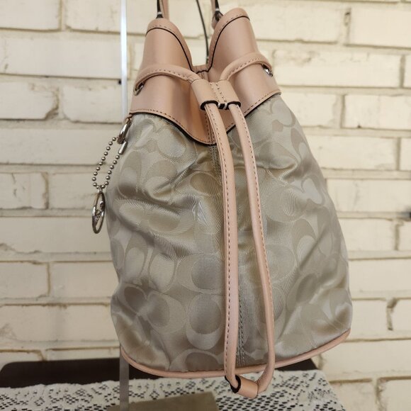 Euc Coach Signature C's Tan & Beige Satchel Purse Large - Picture 5 of 14